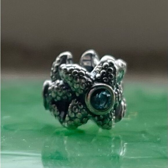 Pandora Sea Star Turquoise Spinel Sterling Silver charm. - Picture 1 of 4
